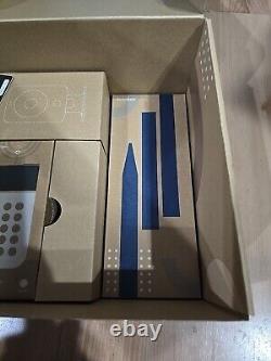 SimpliSafe 9 Piece DIY Home Security Kit 1080p HD Security Camera Brand New