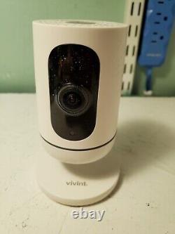 Caméra de surveillance intérieure intelligente pour la sécurité à domicile Vivint V-Cam1 uniquement.
