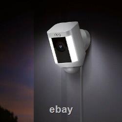 Ring Spotlight Cam Wired Plugged-in Hd Security Avec Two-way Talk & Siren &alexa